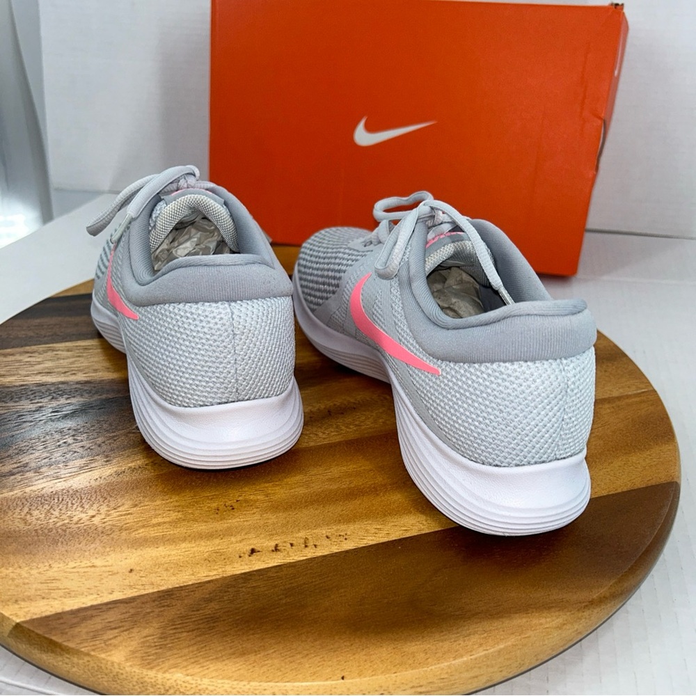 Nike Revolution 4 Running Shoes Gray Pink Women’s Size 8.5 NIB - Picture 5 of 10